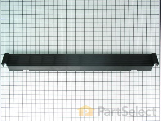 307246-1-M-GE-WR74X216          -Kickplate Grille
