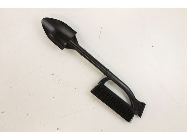8792640-1-M-Ariens-03901400-Device- Snow Clean Out W/brush