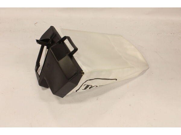 8839664-1-M-Toro-11-0189-Grass Bag Asm