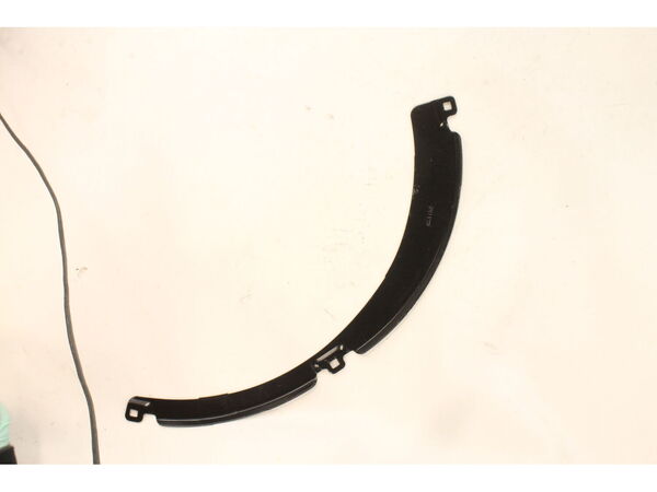 8919460-1-M-Ariens-21546586-Baffle.Front.Rh