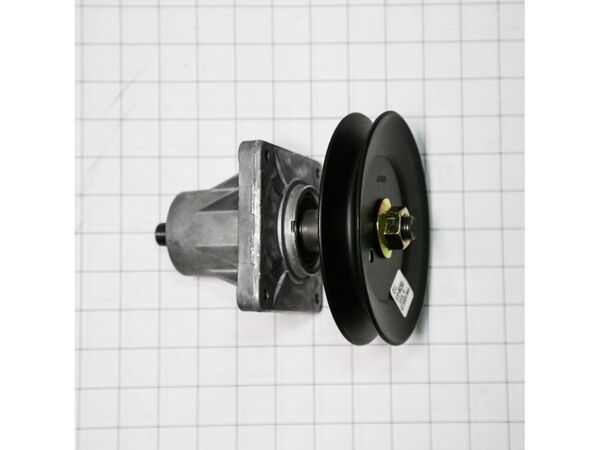 9154972-1-M-MTD-918-0625B-Spindle Assembly, Pulley 5.75 Dia.