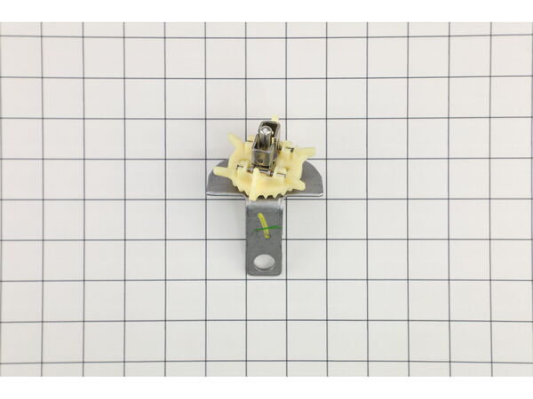 9294761-1-M-Briggs and Stratton-691968-Slinger-governor/oil