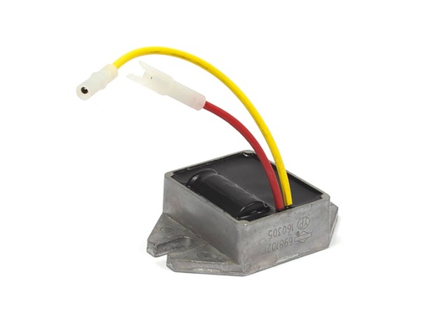 9295134-1-M-Briggs and Stratton-698315-Regulator