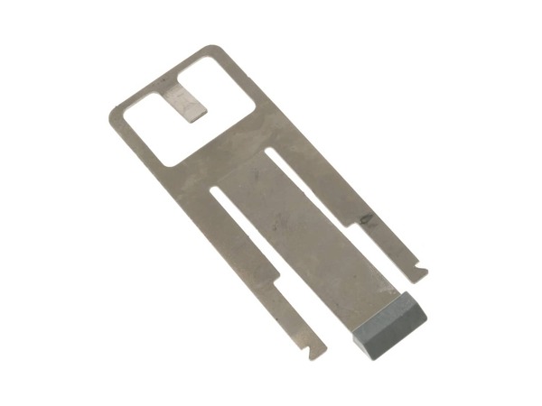 958992-1-M-GE-WD13X10018        -KEEPER LATCH ASSEMBLY