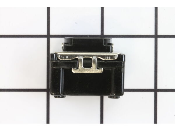 9990163-1-M-Generac-66821GS-Outlet, 12 Volts, DC