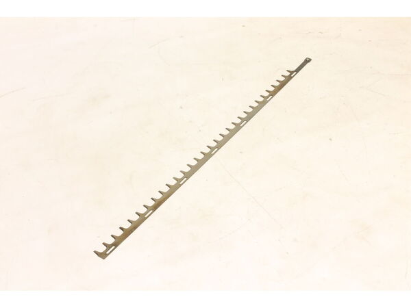 9991346-1-M-Tanaka-6687089-Cutter-A 40"