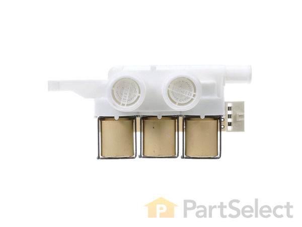 1482390-1-S-GE-WH13X10026        -Triple Water Valve 360 view