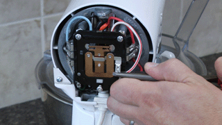 https://www.ereplacementparts.com/blog/wp-content/uploads/2011/09/4-remove-the-four-wires.gif