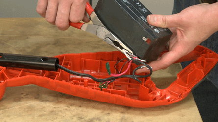 How to Replace the Battery on a Black and Decker CST1200 String Trimmer  (Part # 244373-00) 
